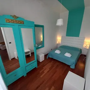 Sole Amare , Bari Włochy